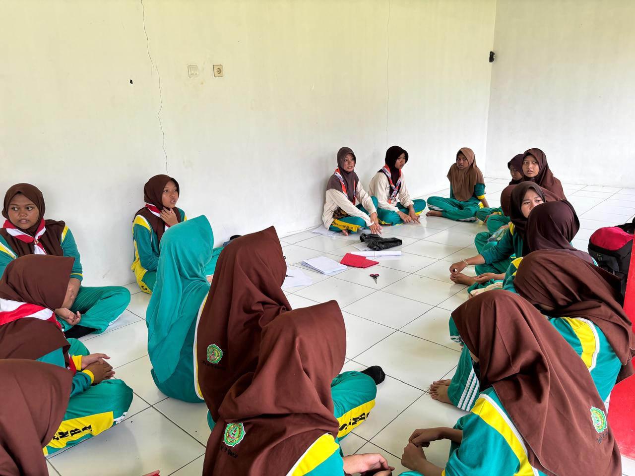 Kegiatan Adabul Mar’ah, Pembinaan Rutin bagi Siswa Putri dalam Kemah Penggalang